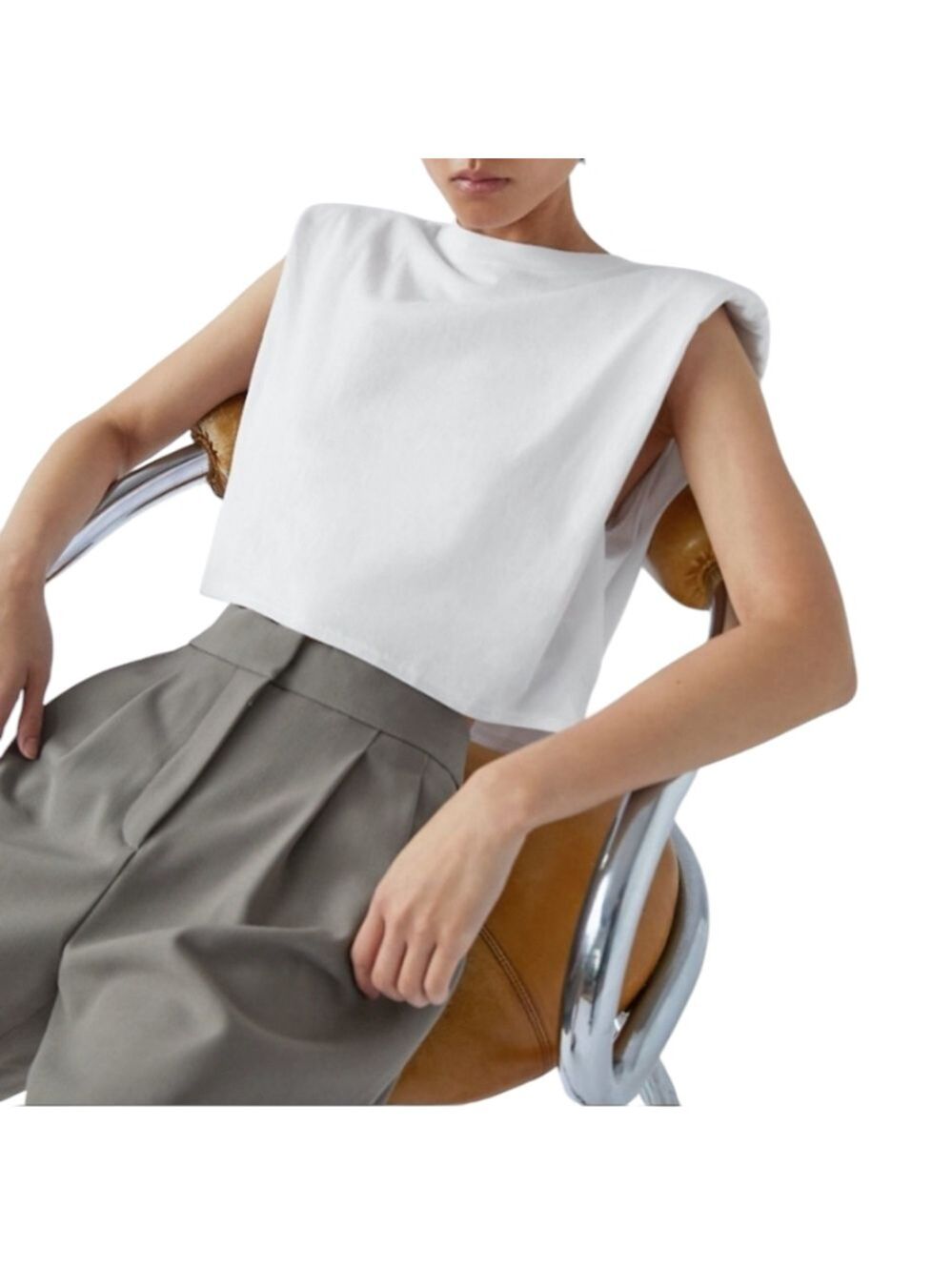Babaton Shoulder Padded Tee - Picture 2 of 9